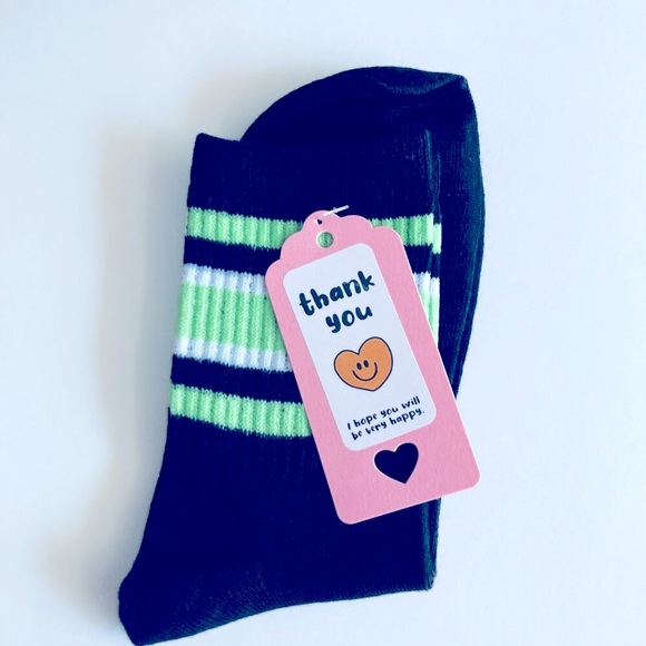 🍒 5/$25 🍒 Lime Green & White Striped Crew Socks - Picture 2 of 2